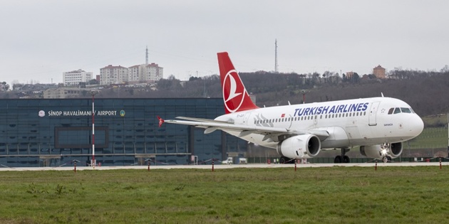 Sinop Havalimanı Nisan Ayında 31 Bin 671 Yolcuya Hizmet Verdi